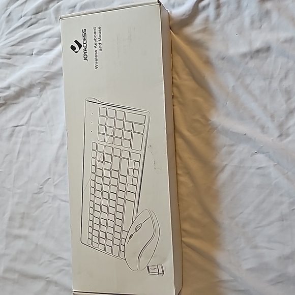 Joyaccess wireless keyboard and mouse - Picture 1 of 4